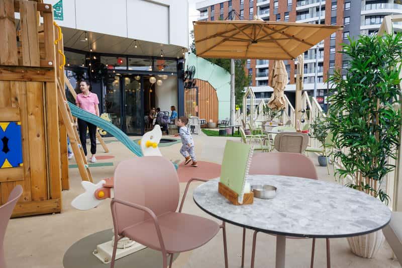 Deca kroz igru u Avokado igraonici troše energiju